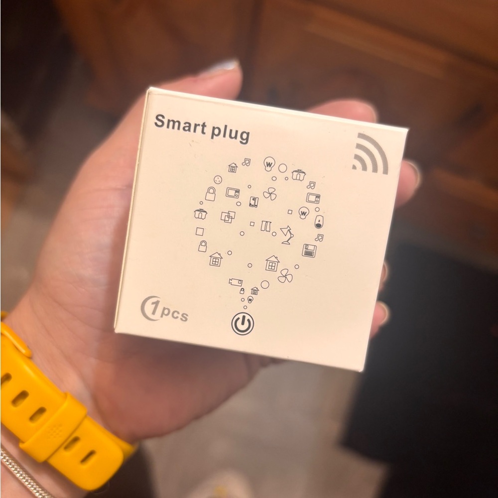 Smart Plug with Icon Design